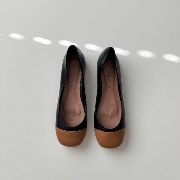 Vicenza Shoes - Vicenza Black Leather Two Tone Cap Toe Square Toe Ballet Flats Size 7 Brazil